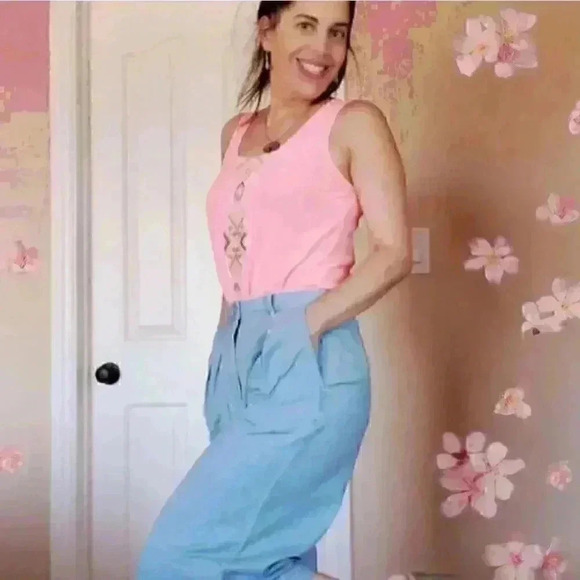 Lulumari Coral beaded semi fitted tank top size small - Picture 12 of 12